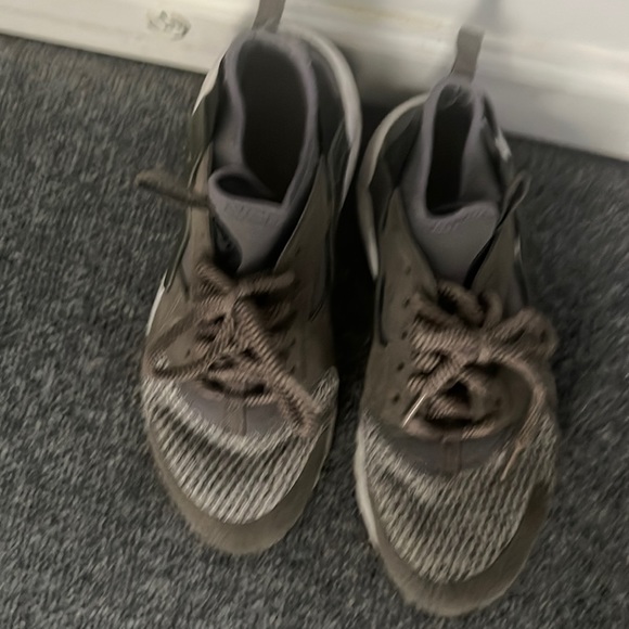 Nike shoes size 7 youth - Picture 3 of 4